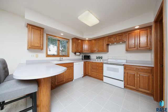 603 W 7th St Street, Dell Rapids, SD 57022