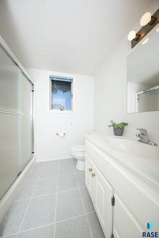 603 W 7th St Street, Dell Rapids, SD 57022