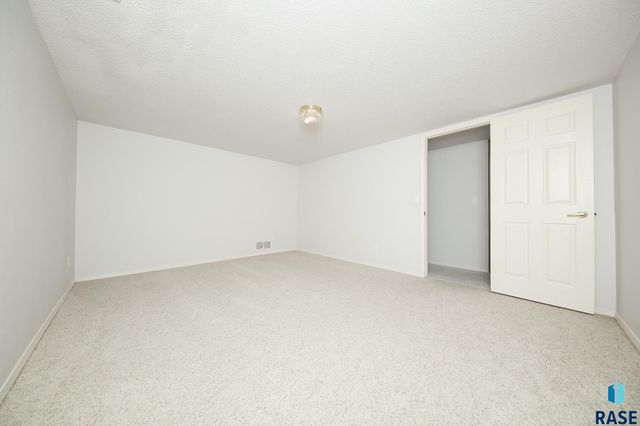 603 W 7th St Street, Dell Rapids, SD 57022