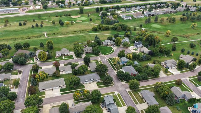 603 W 7th St Street, Dell Rapids, SD 57022