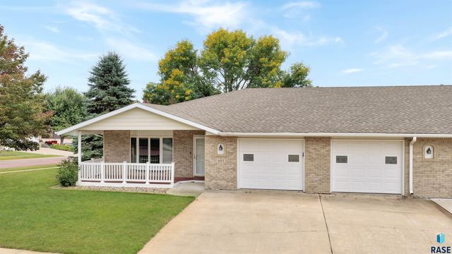 603 W 7th St Street, Dell Rapids, SD 57022