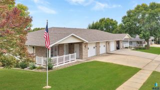 603 W 7th St Street, Dell Rapids, SD 57022