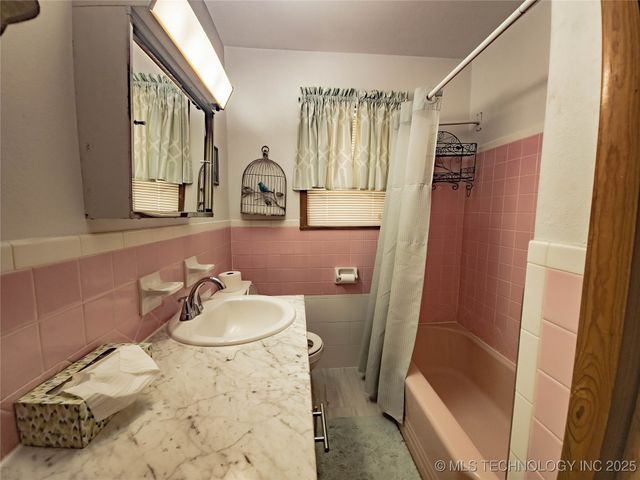 302 S 1st Street, Calera, OK 74730