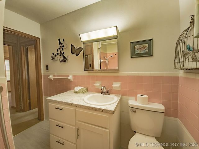 302 S 1st Street, Calera, OK 74730