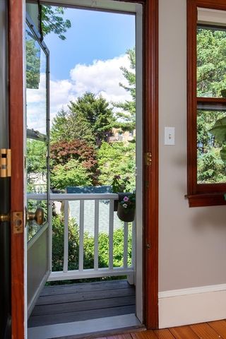 17 Coolidge St, Brookline, MA 02446