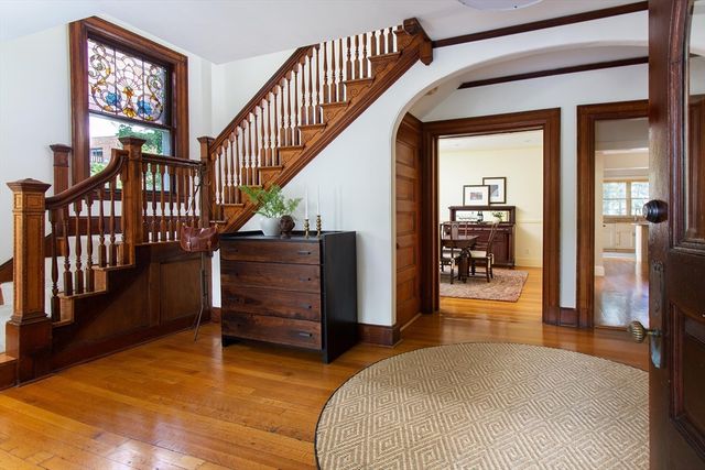 17 Coolidge St, Brookline, MA 02446