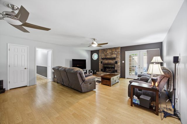 2553 Oak Shadows Drive, Chattanooga, TN 37421