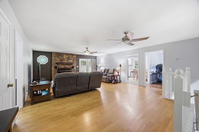2553 Oak Shadows Drive, Chattanooga, TN 37421