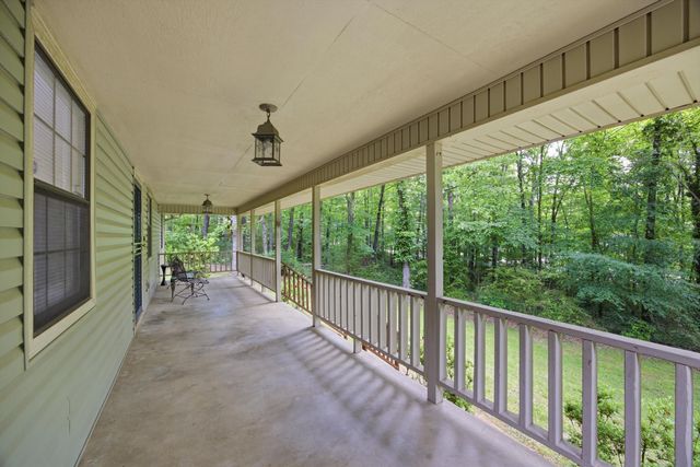 2553 Oak Shadows Drive, Chattanooga, TN 37421