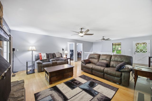 2553 Oak Shadows Drive, Chattanooga, TN 37421