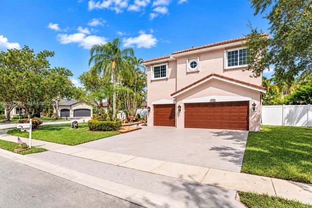 675 SW 159th Lane, Pembroke Pines, FL 33027