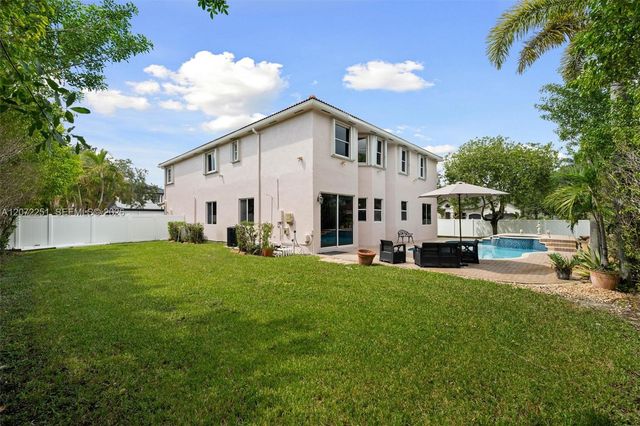 675 SW 159th Lane, Pembroke Pines, FL 33027