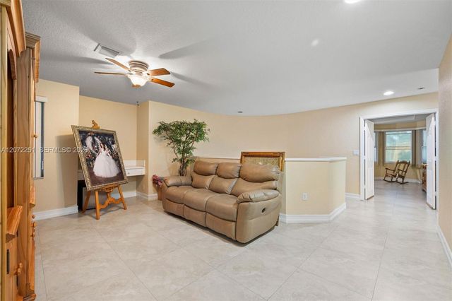 675 SW 159th Lane, Pembroke Pines, FL 33027