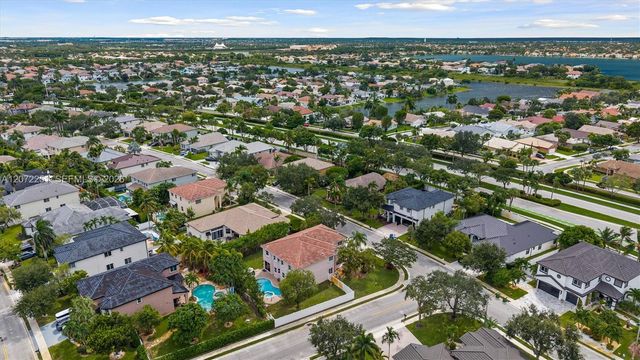 675 SW 159th Lane, Pembroke Pines, FL 33027