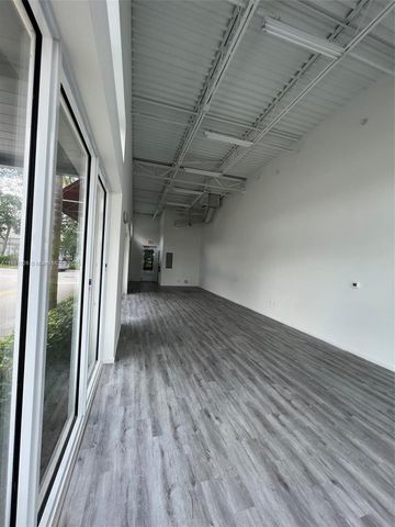 9610 Stirling Rd 101, Cooper City, FL 33024