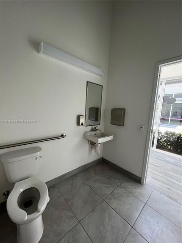 9610 Stirling Rd 101, Cooper City, FL 33024