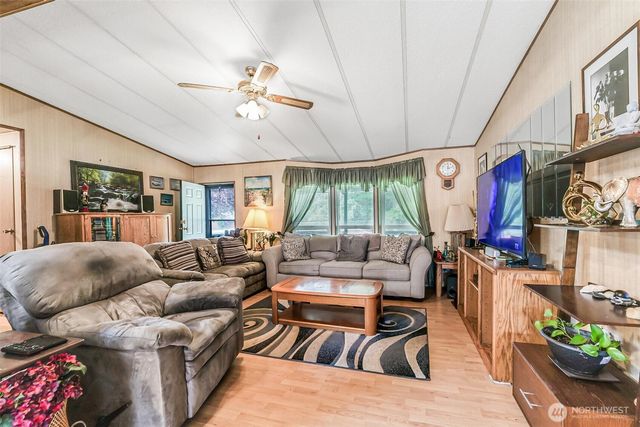980 Falcon Road, Camano Island, WA 98282