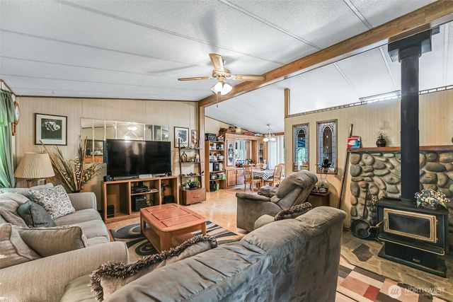 980 Falcon Road, Camano Island, WA 98282
