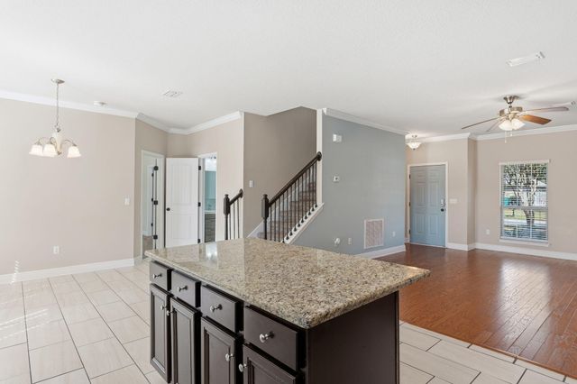 125 Whitman Way, Freeport, FL 32439