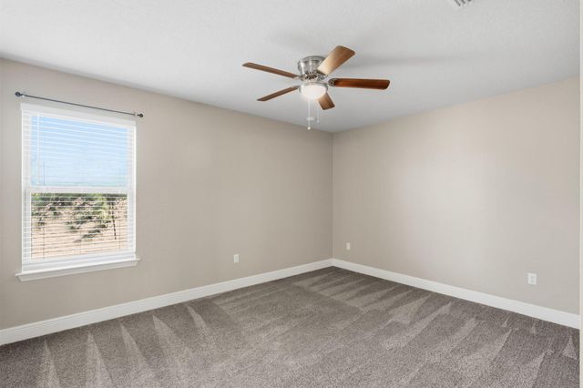 125 Whitman Way, Freeport, FL 32439