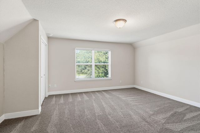 125 Whitman Way, Freeport, FL 32439