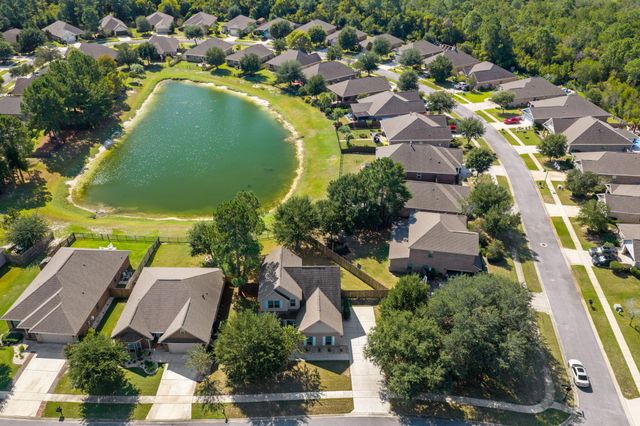 125 Whitman Way, Freeport, FL 32439