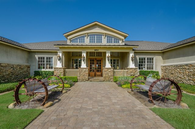 125 Whitman Way, Freeport, FL 32439