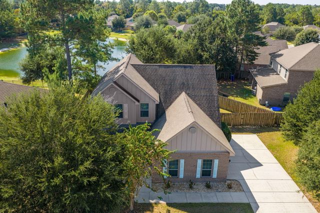 125 Whitman Way, Freeport, FL 32439