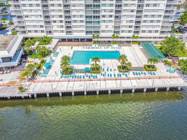 300 Bayview Drive 508, Sunny Isles Beach, FL 33160