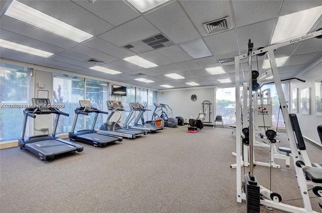 300 Bayview Drive 508, Sunny Isles Beach, FL 33160