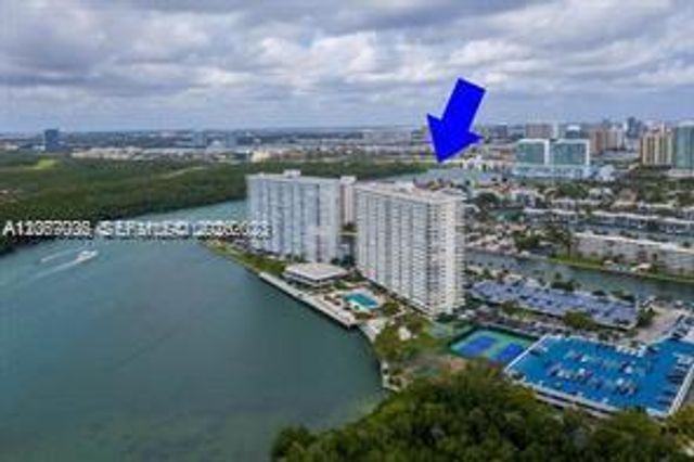 300 Bayview Drive 508, Sunny Isles Beach, FL 33160