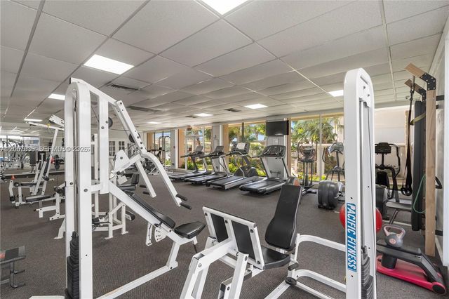 300 Bayview Drive 508, Sunny Isles Beach, FL 33160