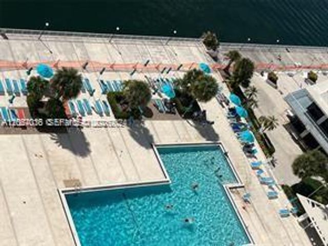 300 Bayview Drive 508, Sunny Isles Beach, FL 33160