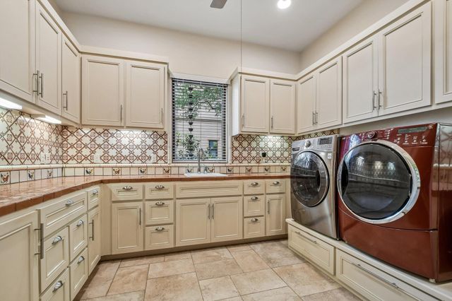 17701 Navigation LN, Lago Vista, TX 78645