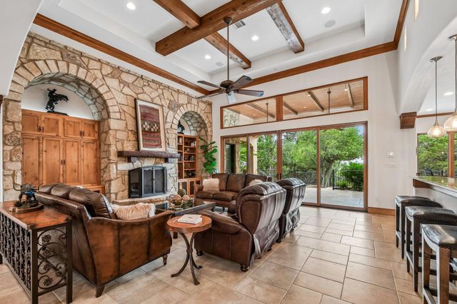 17701 Navigation LN, Lago Vista, TX 78645