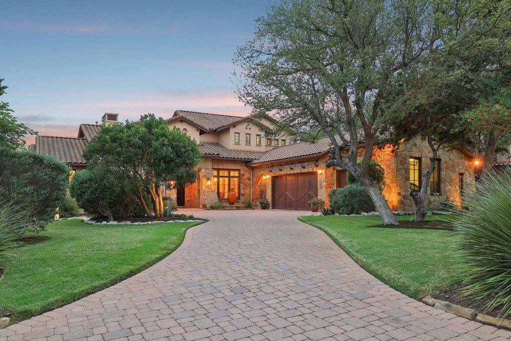 17701 Navigation LN, Lago Vista, TX 78645