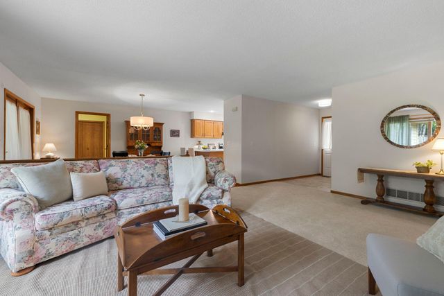 1311 Marthaler Lane, West Saint Paul, MN 55118