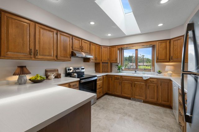 1311 Marthaler Lane, West Saint Paul, MN 55118