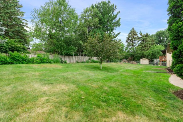 1311 Marthaler Lane, West Saint Paul, MN 55118