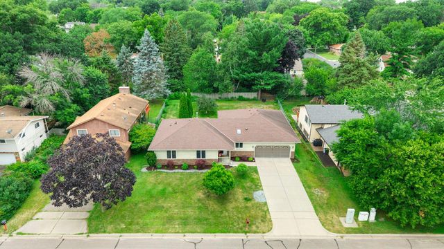 1311 Marthaler Lane, West Saint Paul, MN 55118