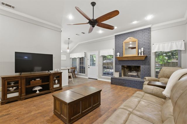 2505 Hillview Court, Denton, TX 76209