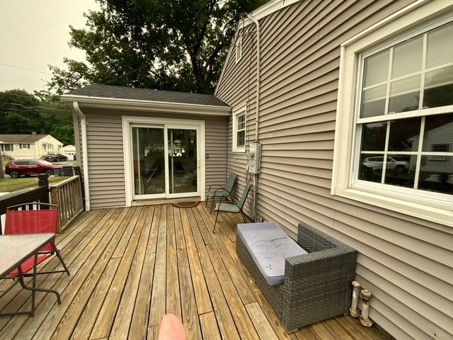 35 Airport Rd, Grafton, MA 01536