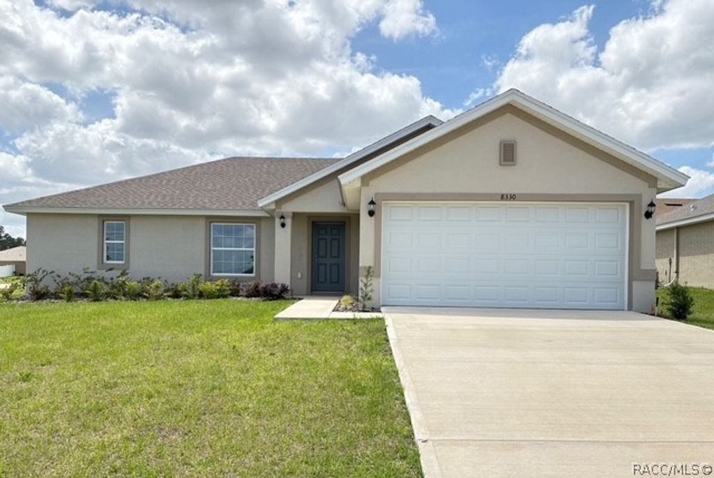 8330 N Jay Drive, Dunnellon, FL 34434