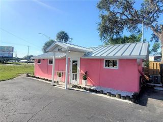 880 S MCCALL ROAD, Englewood, FL 34223