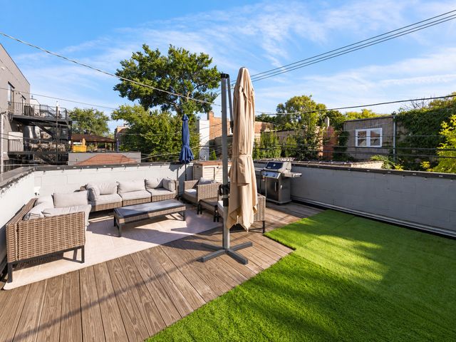 3049 W Lyndale Street 1, Chicago, IL 60647
