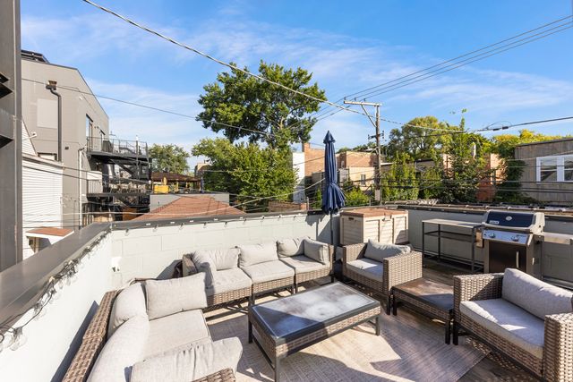 3049 W Lyndale Street 1, Chicago, IL 60647