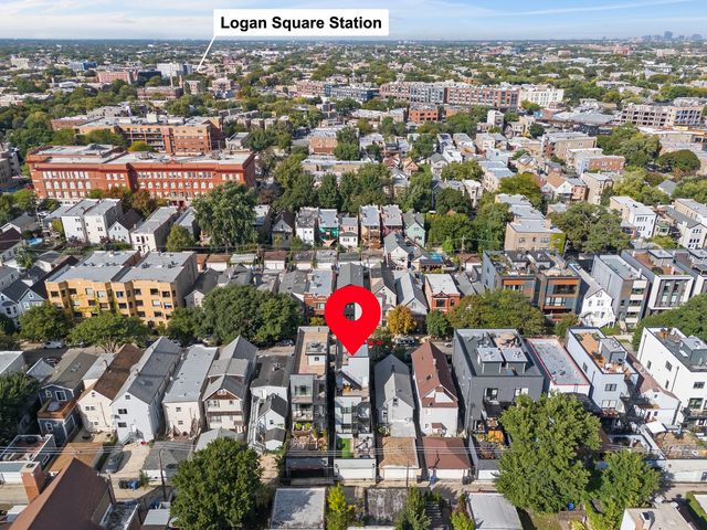 3049 W Lyndale Street 1, Chicago, IL 60647