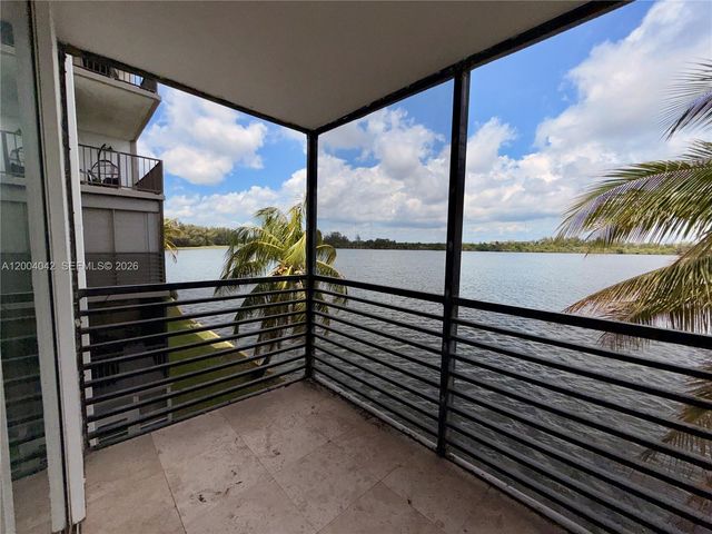 1075 NE Miami Gardens Dr 306, Miami, FL 33179