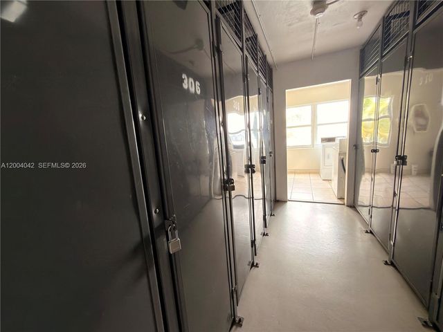 1075 NE Miami Gardens Dr 306, Miami, FL 33179