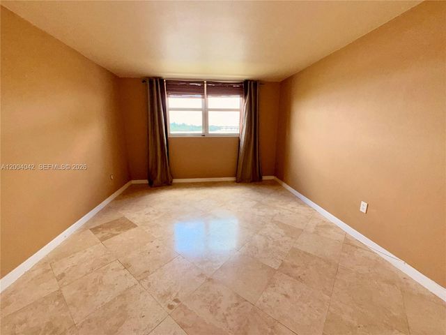 1075 NE Miami Gardens Dr 306, Miami, FL 33179